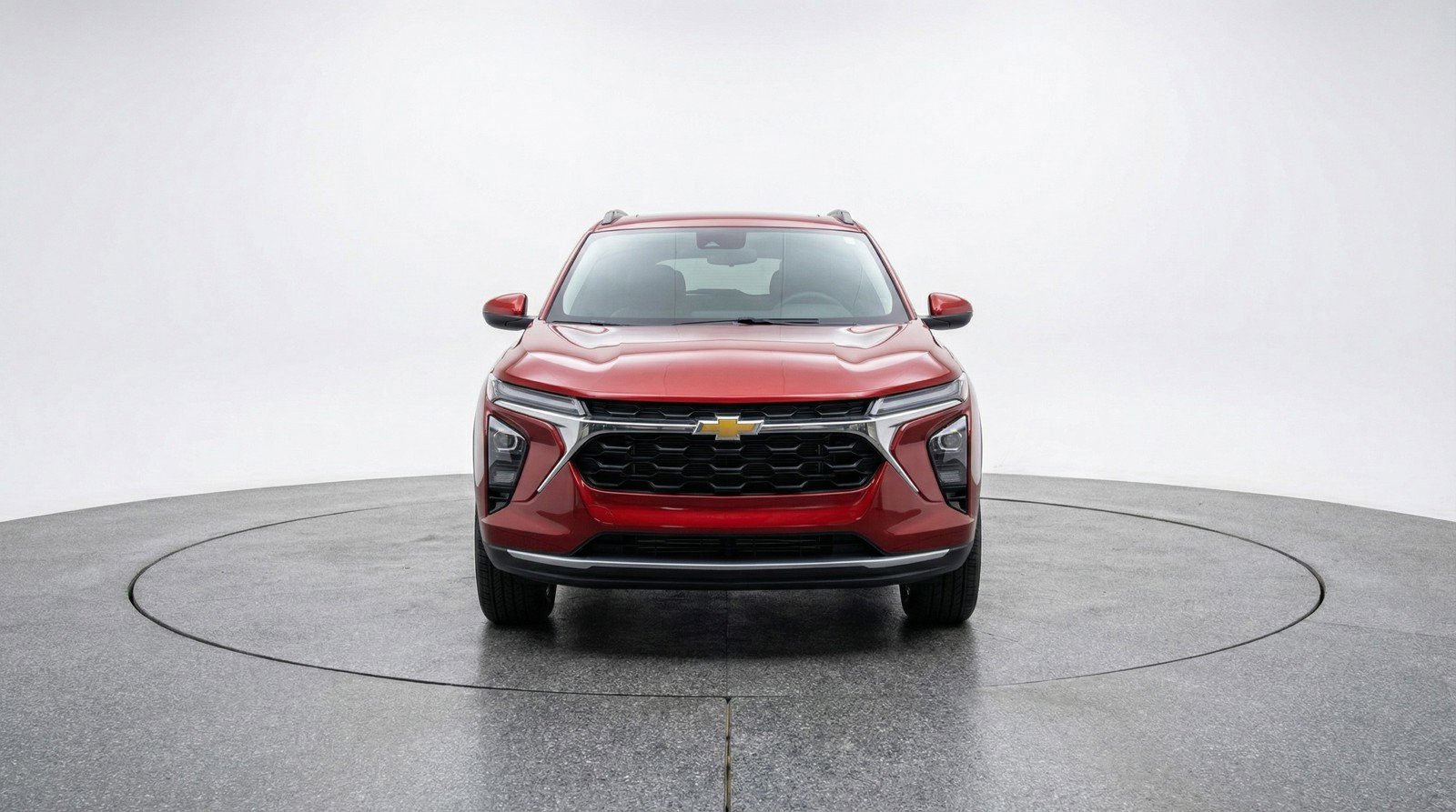 Used 2025 Chevrolet Trax LT image 2