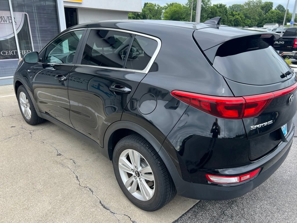 Used 2017 Kia Sportage LX AWD/4WD image 6