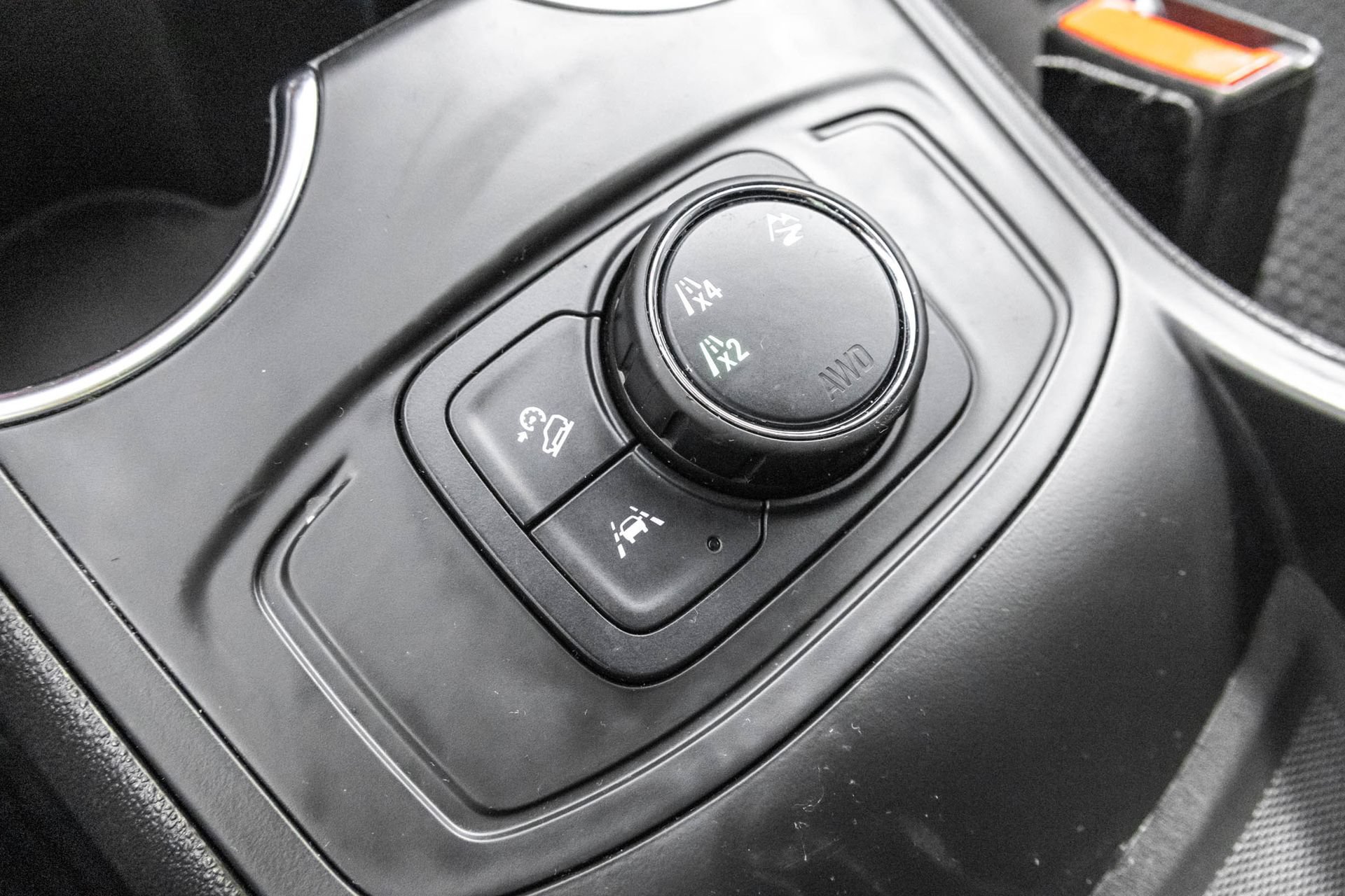 Used 2024 GMC Terrain SLE AWD/4WD image 31