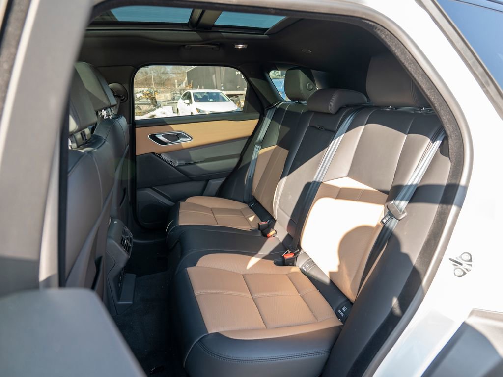 New 2025 Land Rover Range Rover Velar Dynamic HSE image 23