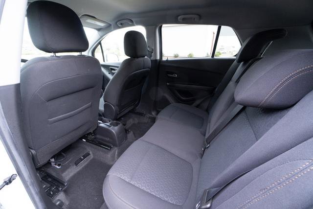 Used 2022 Chevrolet Trax LS w/ Tint and Cruise Package image 27