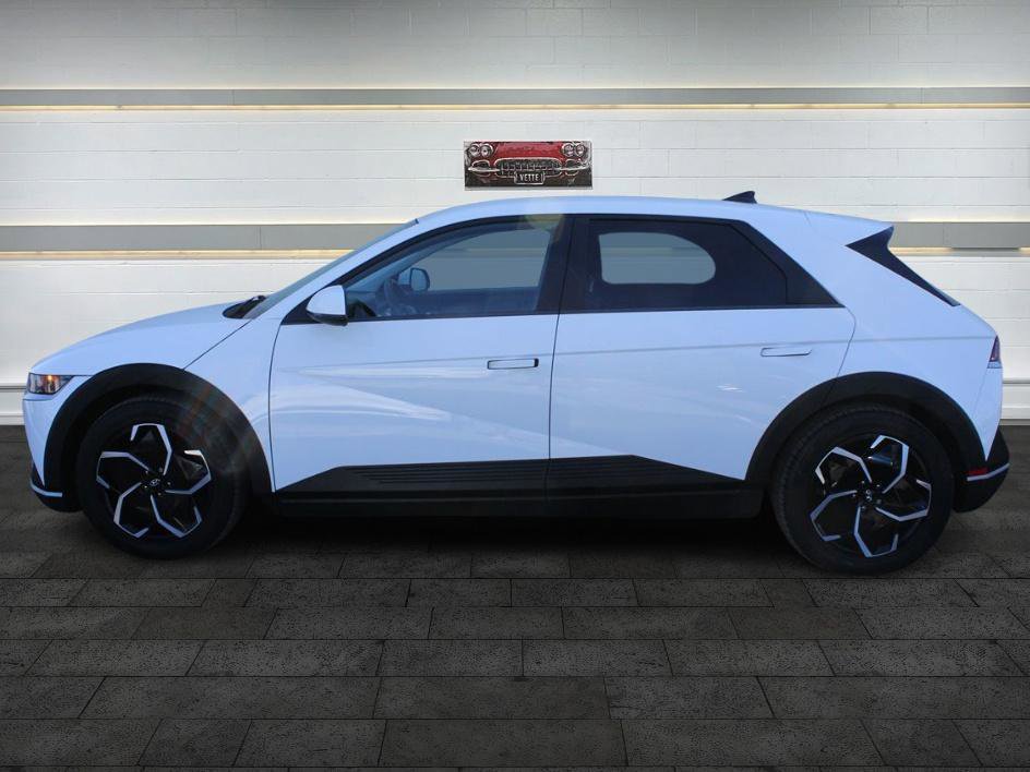 Used 2022 Hyundai Ioniq 5 SE w/ Cargo Package image 4