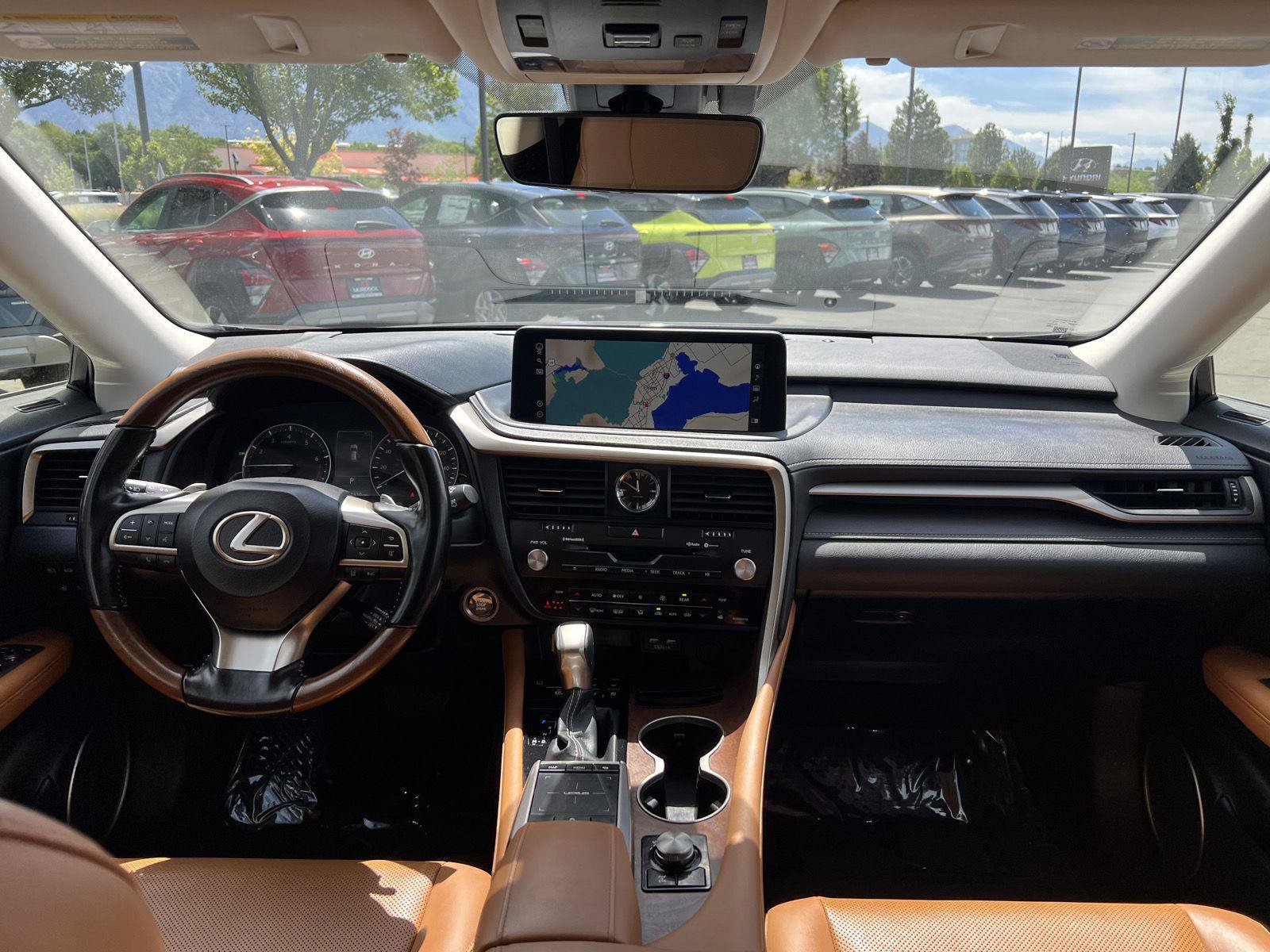 Used 2022 Lexus RX 350L Premium w/ Premium Package AWD/4WD image 25