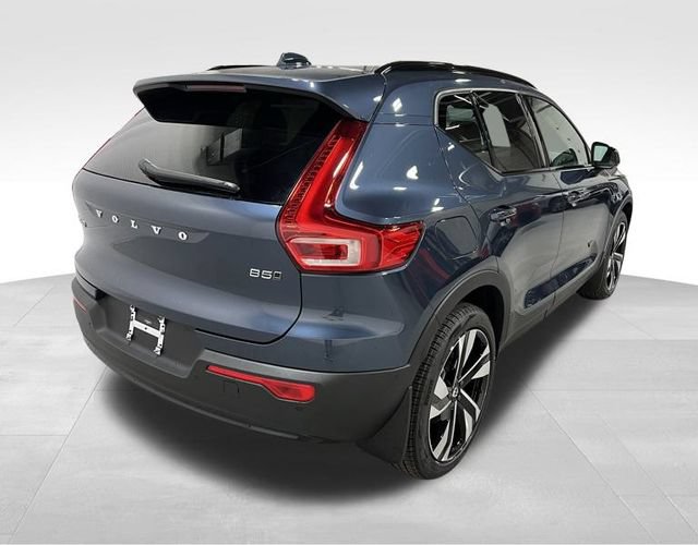 New 2026 Volvo XC40 B5 Ultra w/ Protection Package Premier AWD/4WD image 9