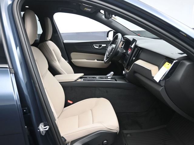New 2026 Volvo XC60 B5 Plus w/ Protection Package Premier AWD/4WD image 25