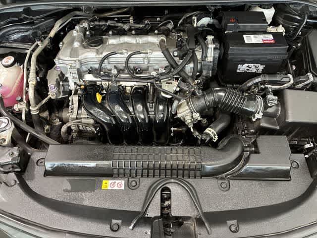 Used 2022 Toyota Corolla LE FWD image 14