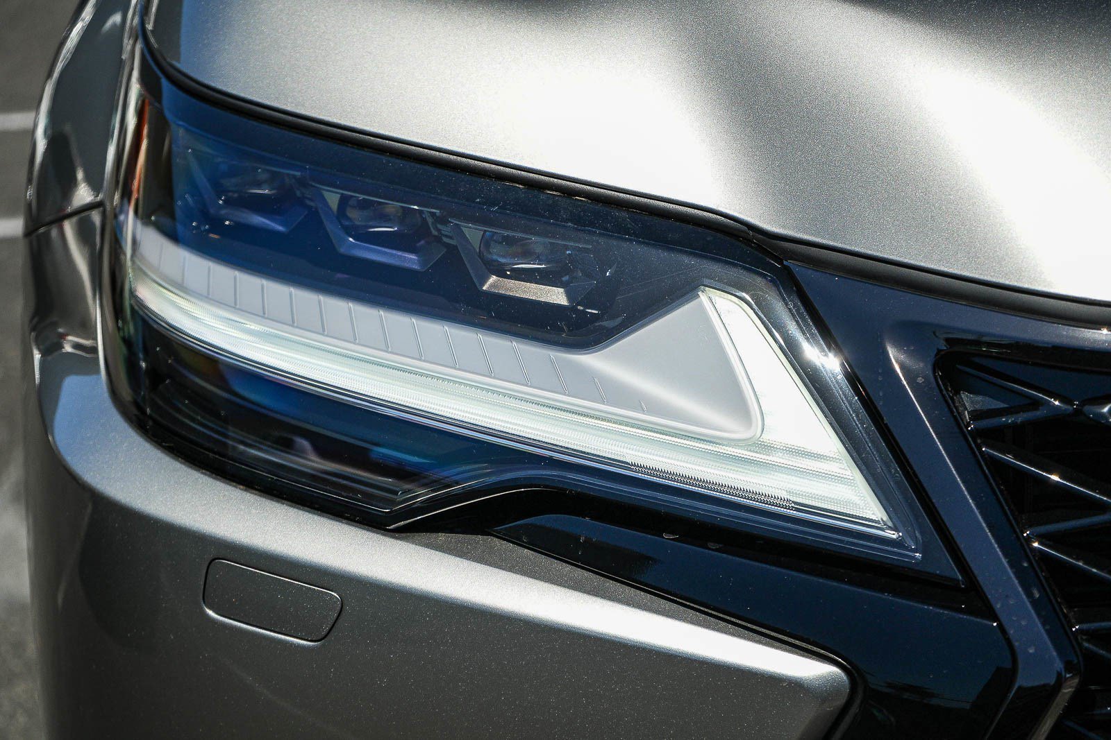 New 2026 Lexus LX 600 F Sport AWD/4WD image 9