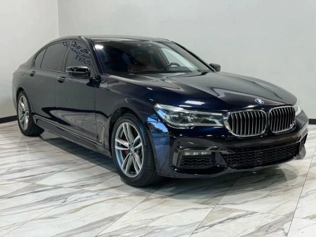 Used 2018 BMW 750i xDrive image 5
