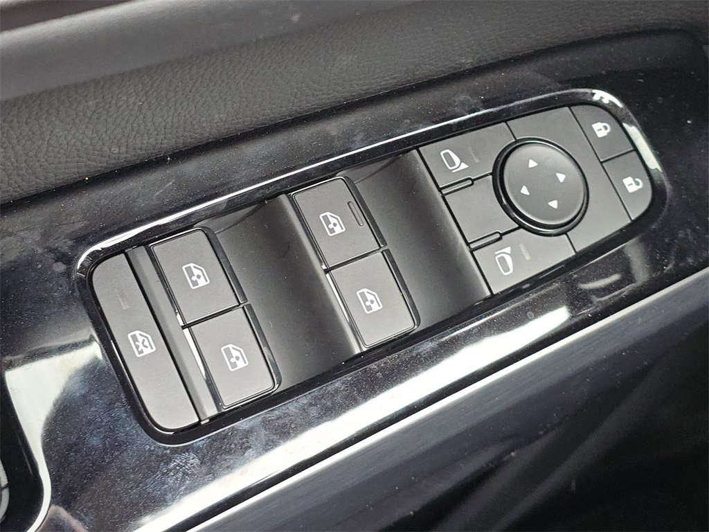 New 2026 Nissan Pathfinder SL w/ Cargo Package FWD image 18
