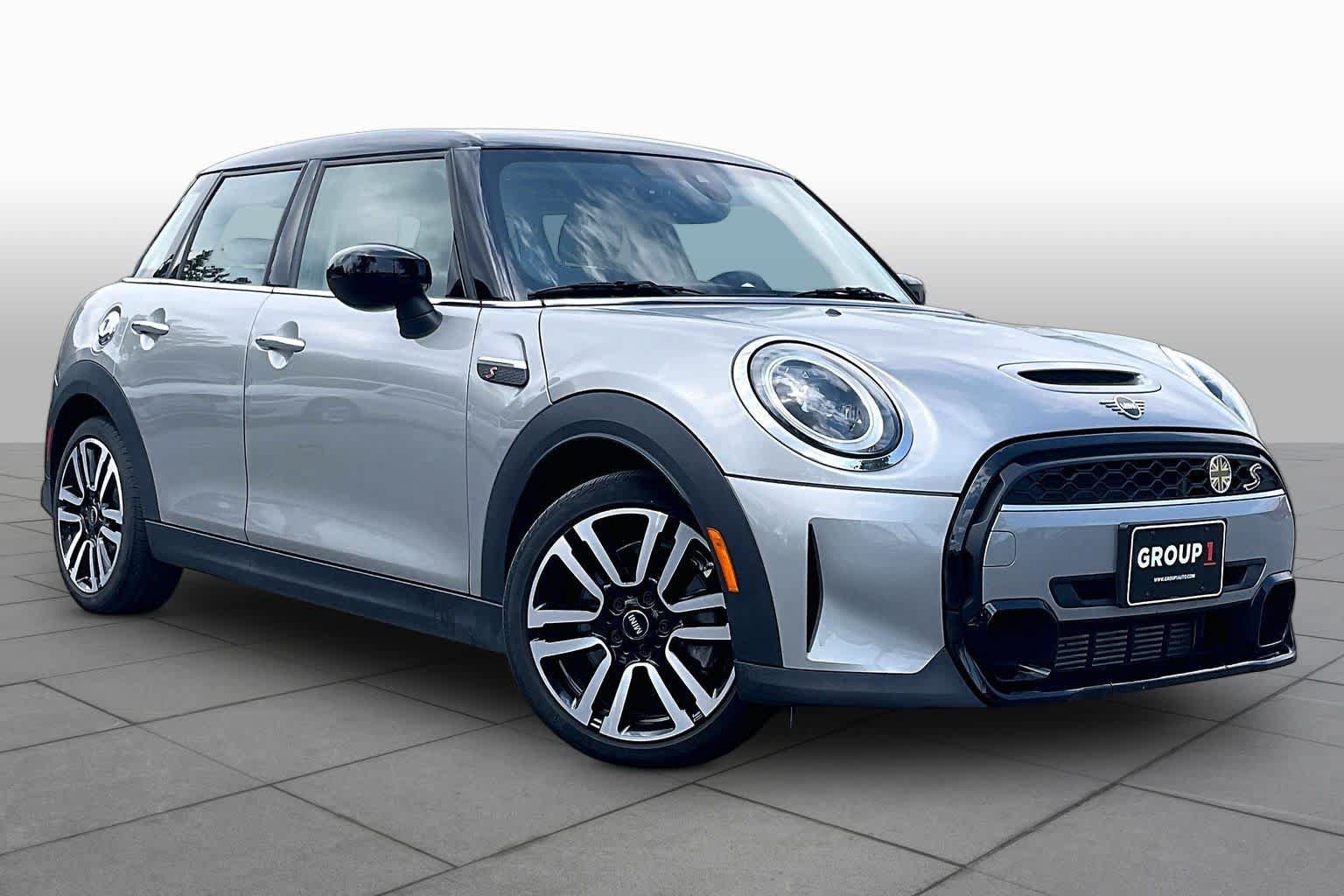 Used 2024 MINI Cooper S FWD image 2