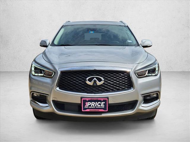 Used 2019 INFINITI QX60 Luxe w/ Essential Package FWD image 2