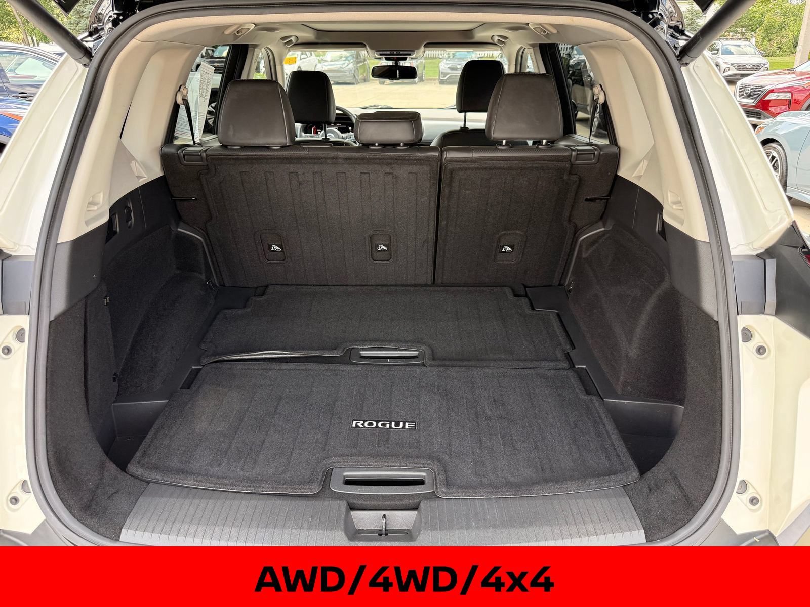 Certified 2021 Nissan Rogue Platinum AWD/4WD image 12