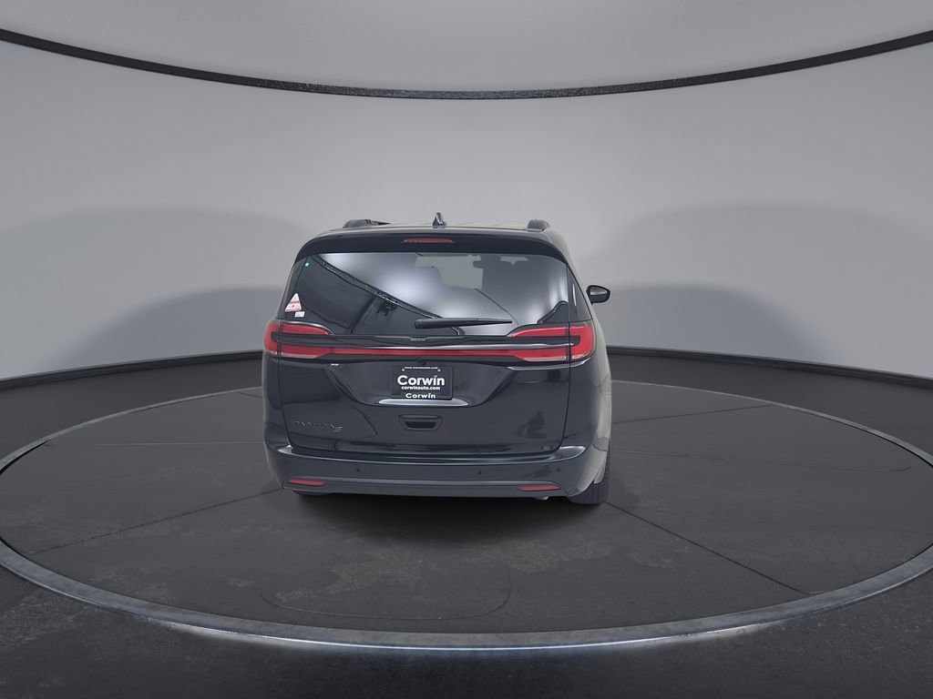 New 2026 Chrysler Pacifica Select image 14
