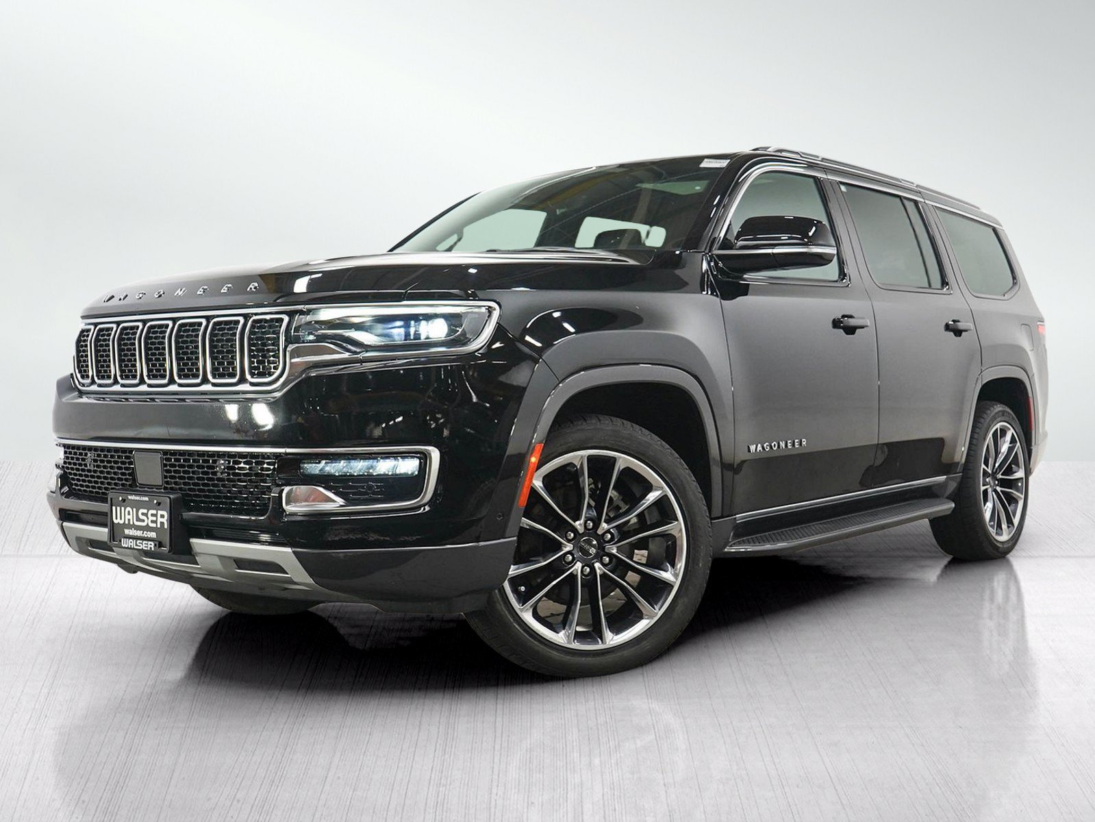Used 2022 Jeep Wagoneer Series II w/ Premium Group I AWD/4WD image 1