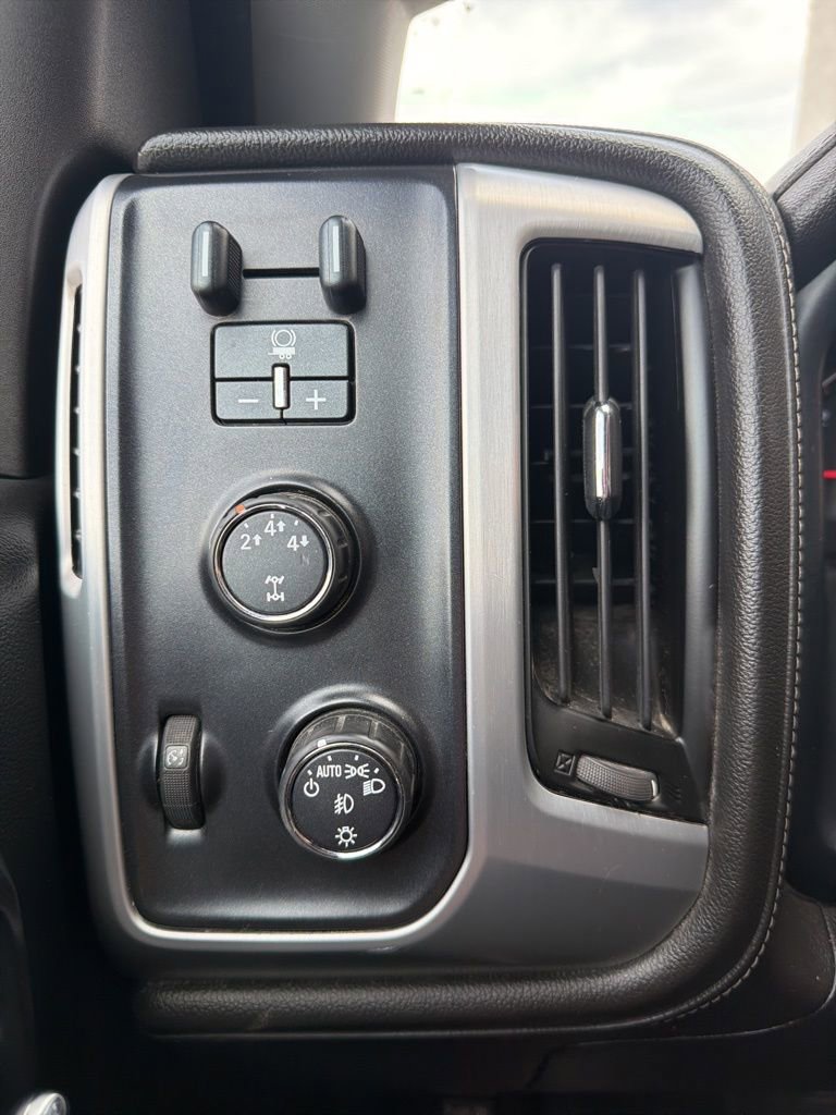 Used 2015 GMC Sierra 2500 SLE w/ SLE Preferred Package image 19