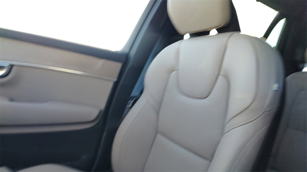 New 2026 Volvo XC90 B6 Ultra image 25