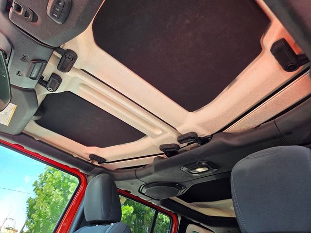 Used 2018 Jeep Wrangler Unlimited Sport S AWD/4WD image 11