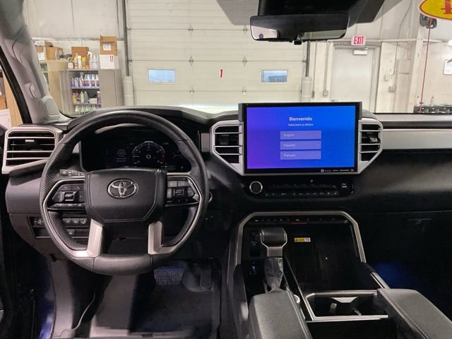 Used 2024 Toyota Tundra Limited AWD/4WD image 12