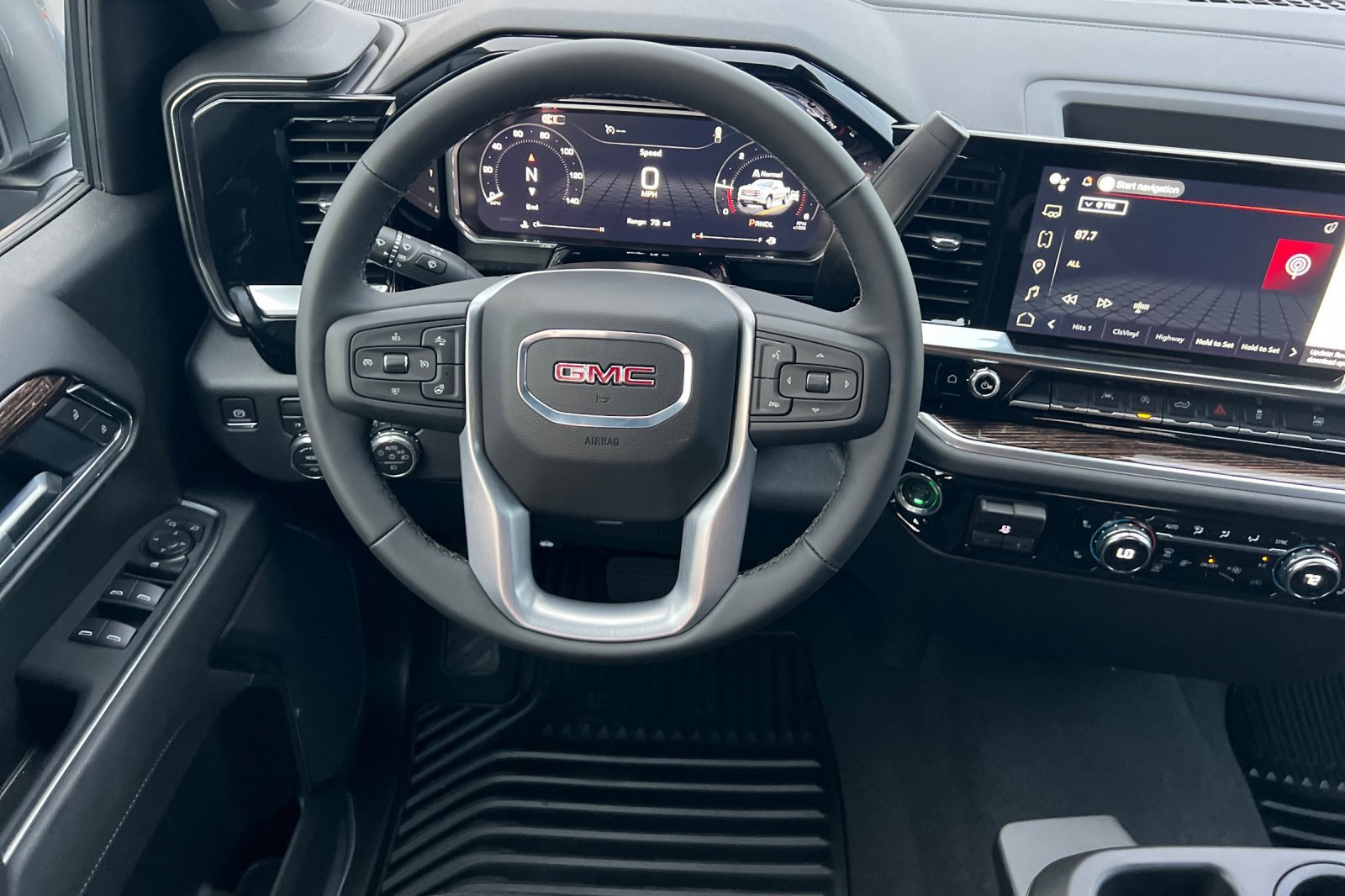 New 2026 GMC Sierra 1500 Elevation image 13