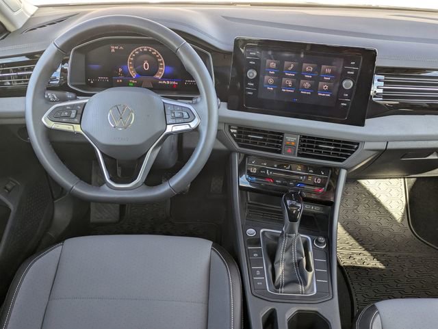 Used 2026 Volkswagen Jetta SE image 26