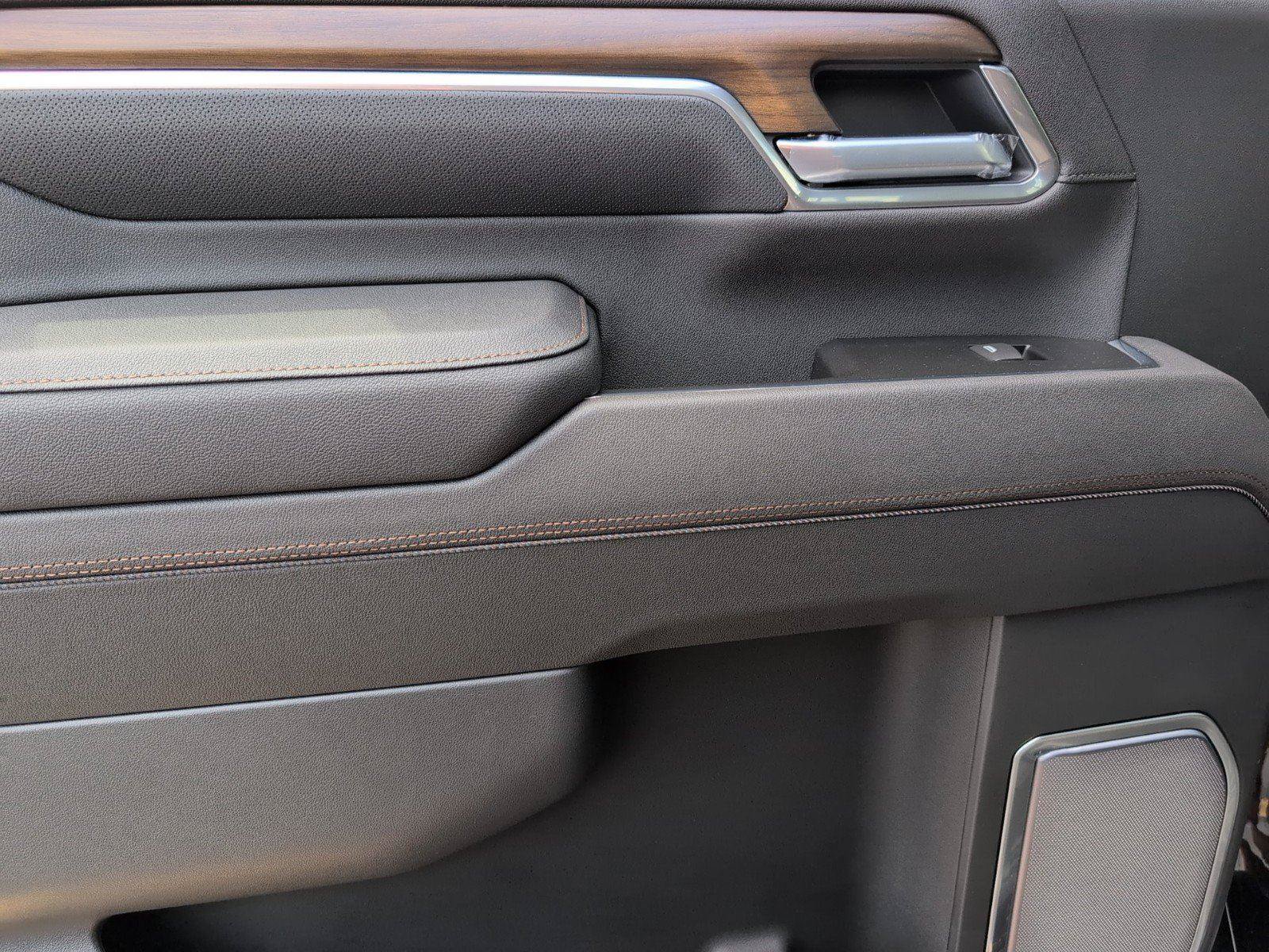 New 2026 Chevrolet Silverado 2500 High Country w/ High Country Premium Package AWD/4WD image 37