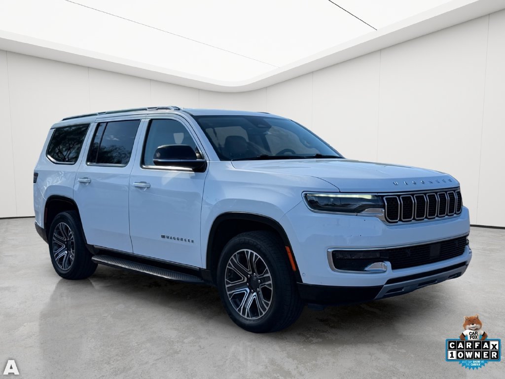 Certified 2024 Jeep Wagoneer Series II w/ Flexible Seating Group RWD image 8