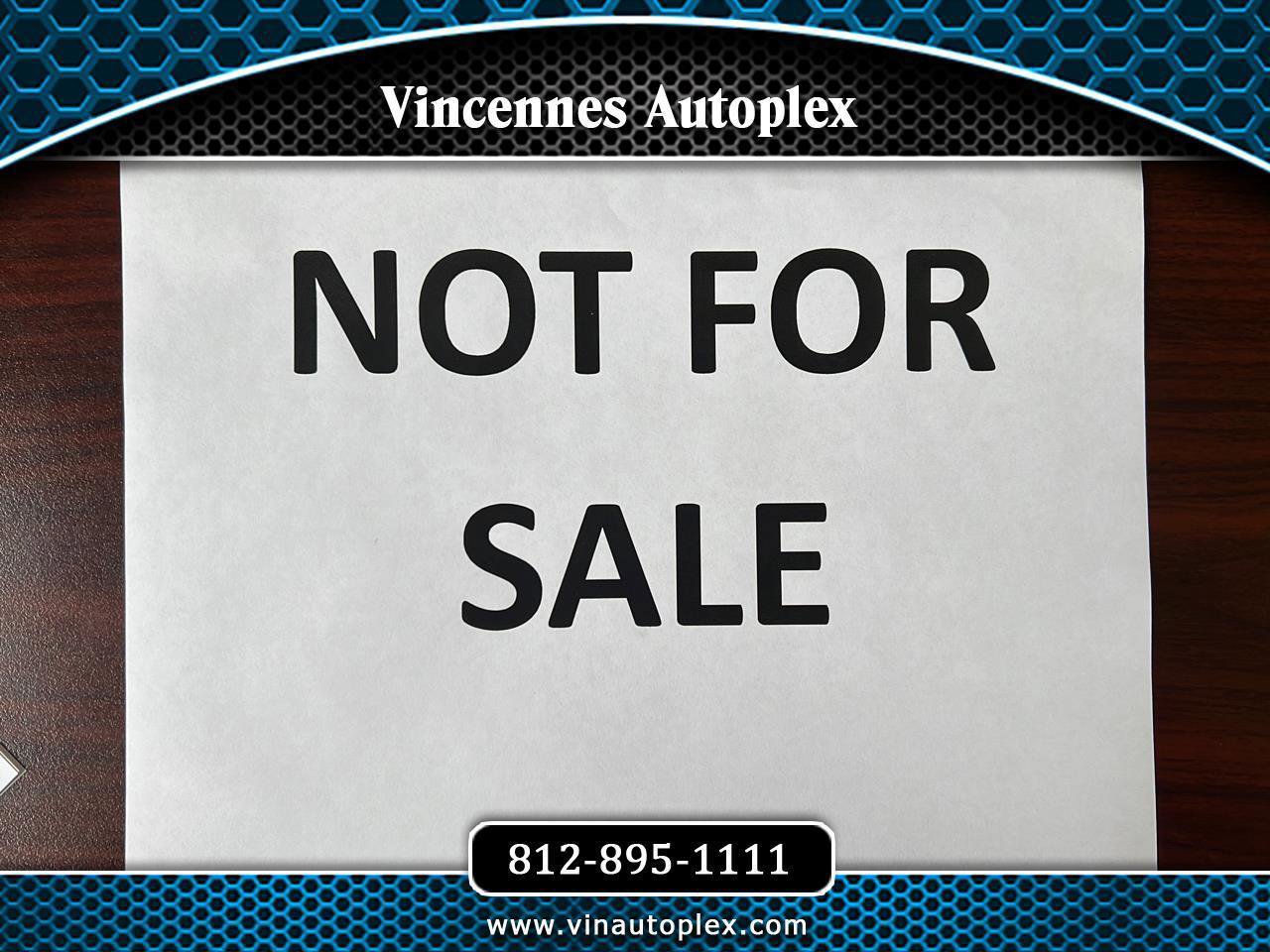 Used 2015 Chevrolet Suburban LTZ image 1