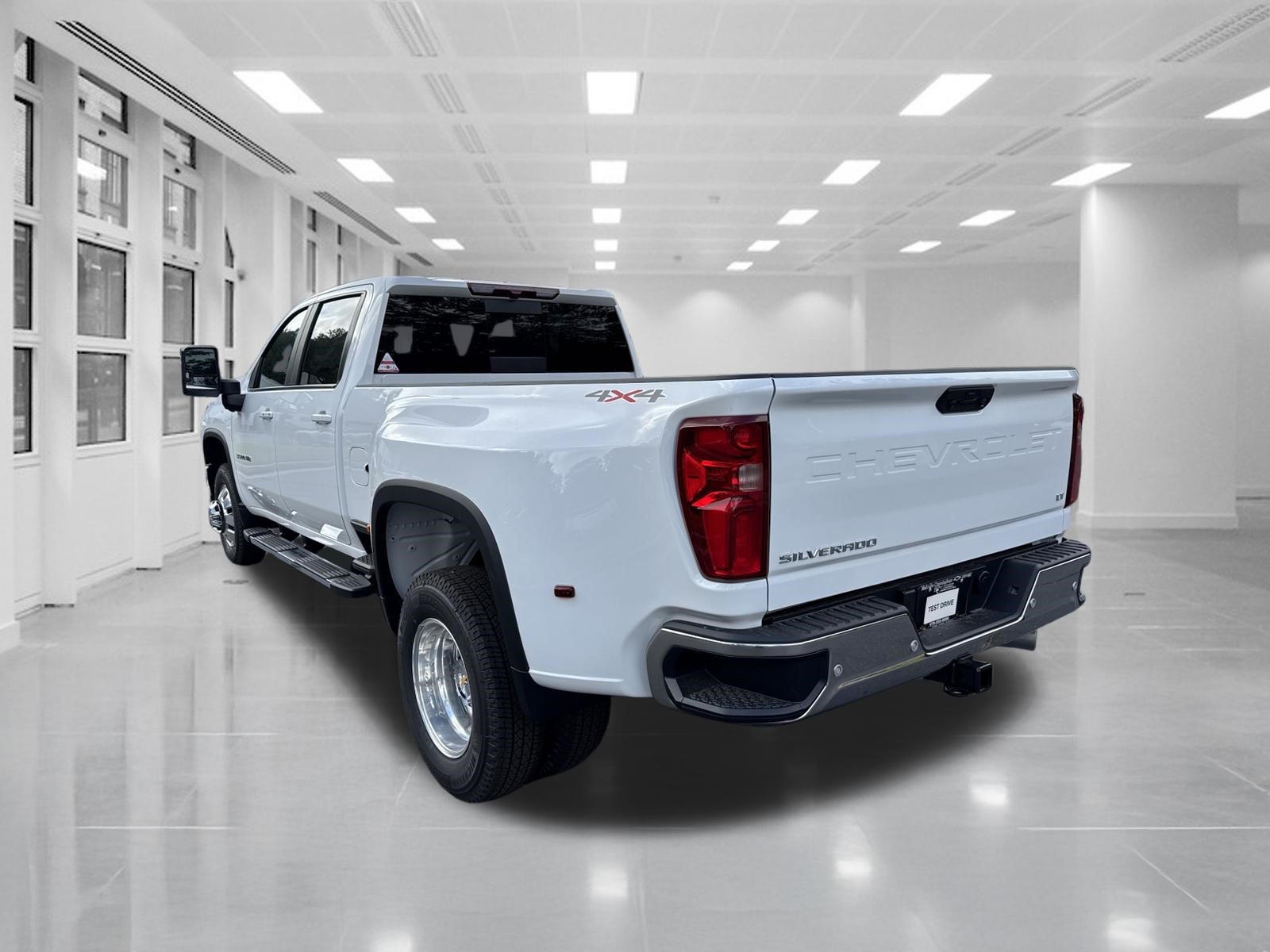 New 2026 Chevrolet Silverado 3500 LT w/ All Star Edition AWD/4WD image 7