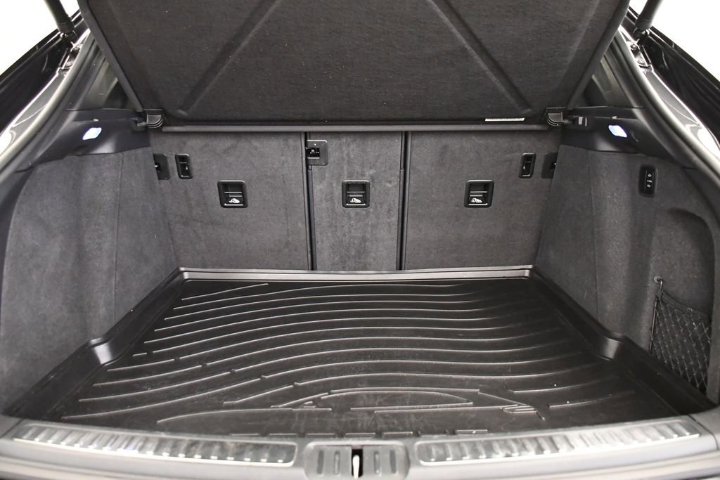 Used 2024 Porsche Macan S image 58