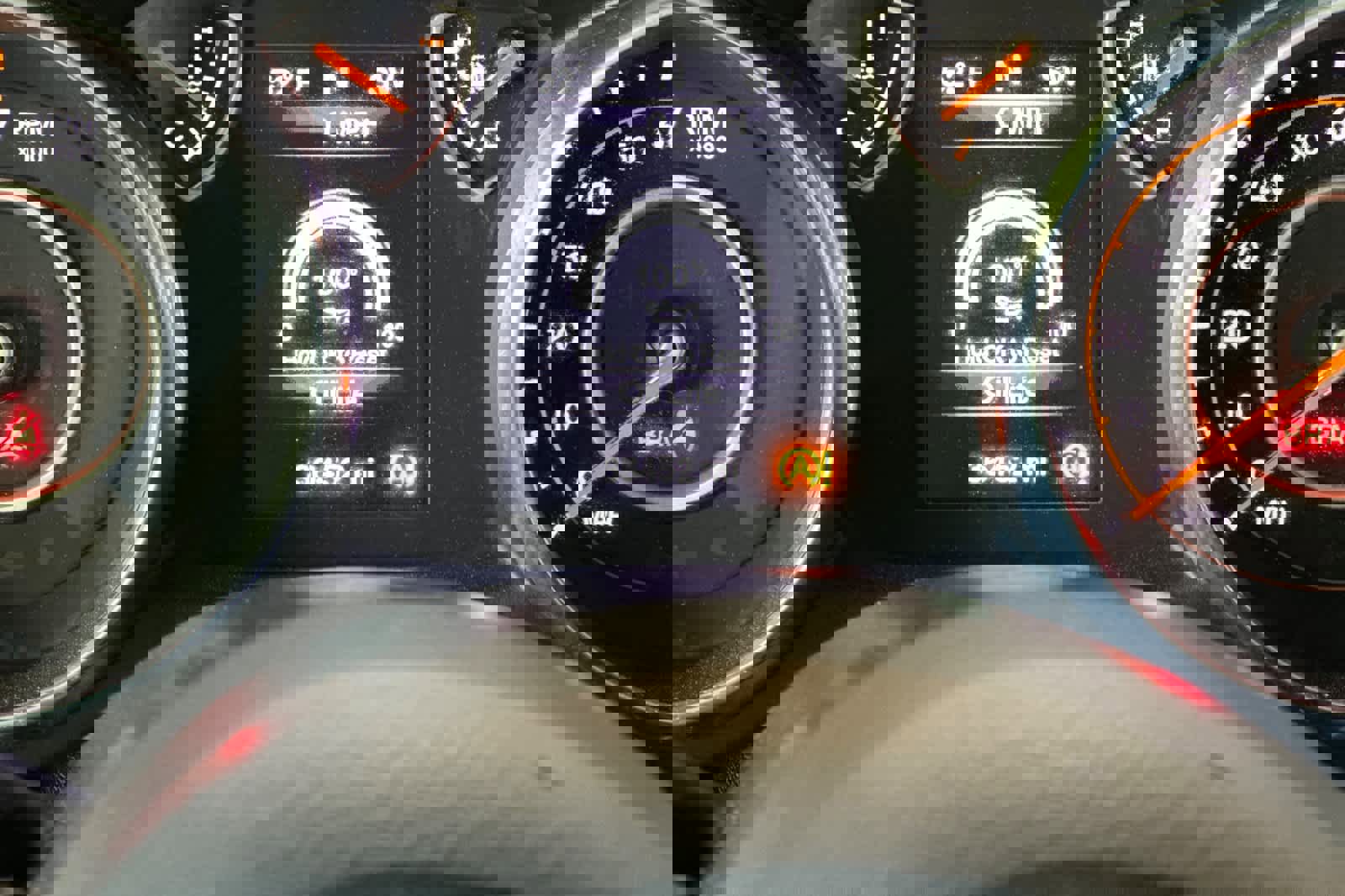 Used 2018 Jeep Wrangler Unlimited Sport S image 29