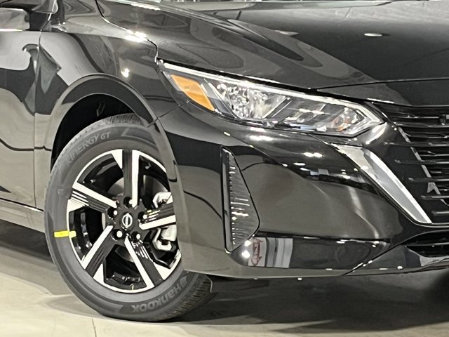 New 2025 Nissan Sentra SV image 4