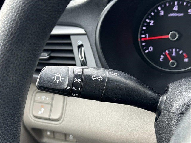 Used 2016 Kia Optima LX w/ LX Convenience Package image 26