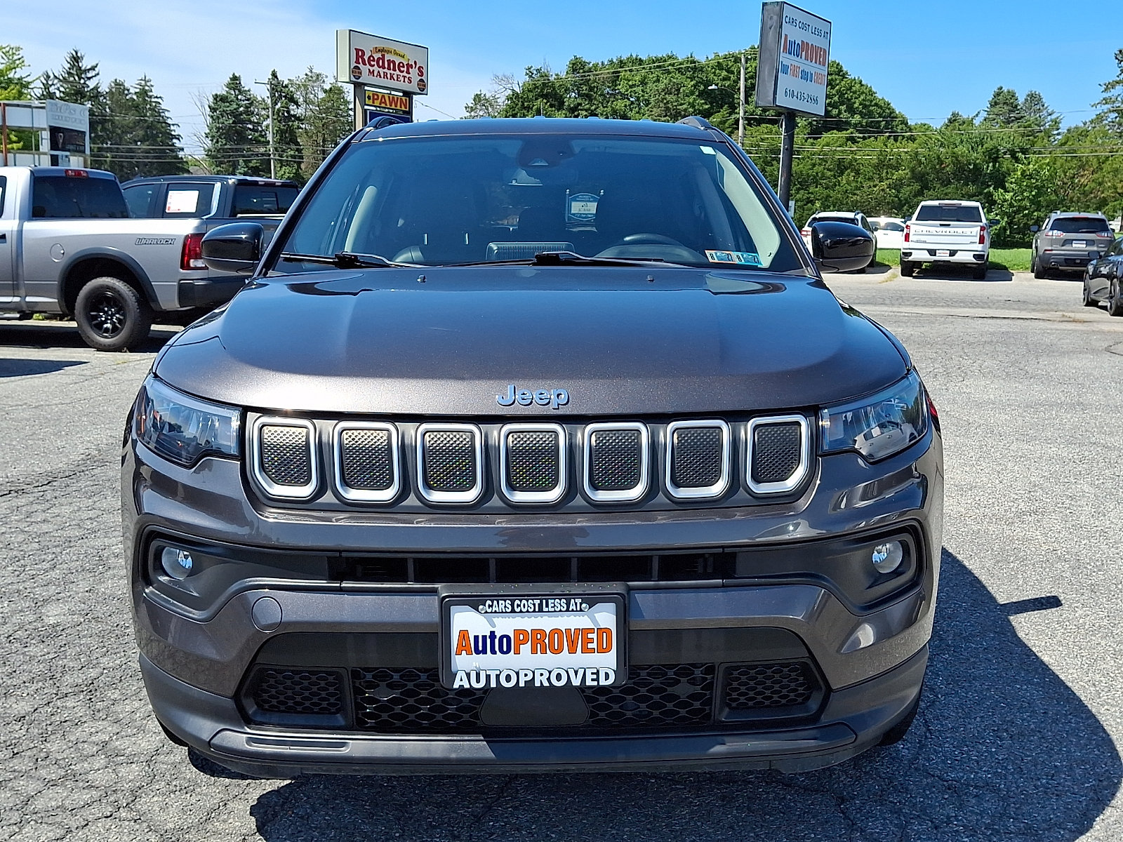 Used 2022 Jeep Compass Latitude w/ Convenience Group AWD/4WD image 2