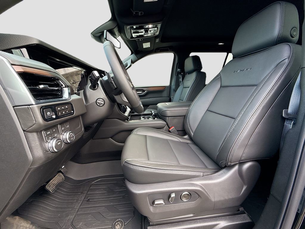 New 2026 GMC Yukon Denali w/ Sun & Power Step Package image 22
