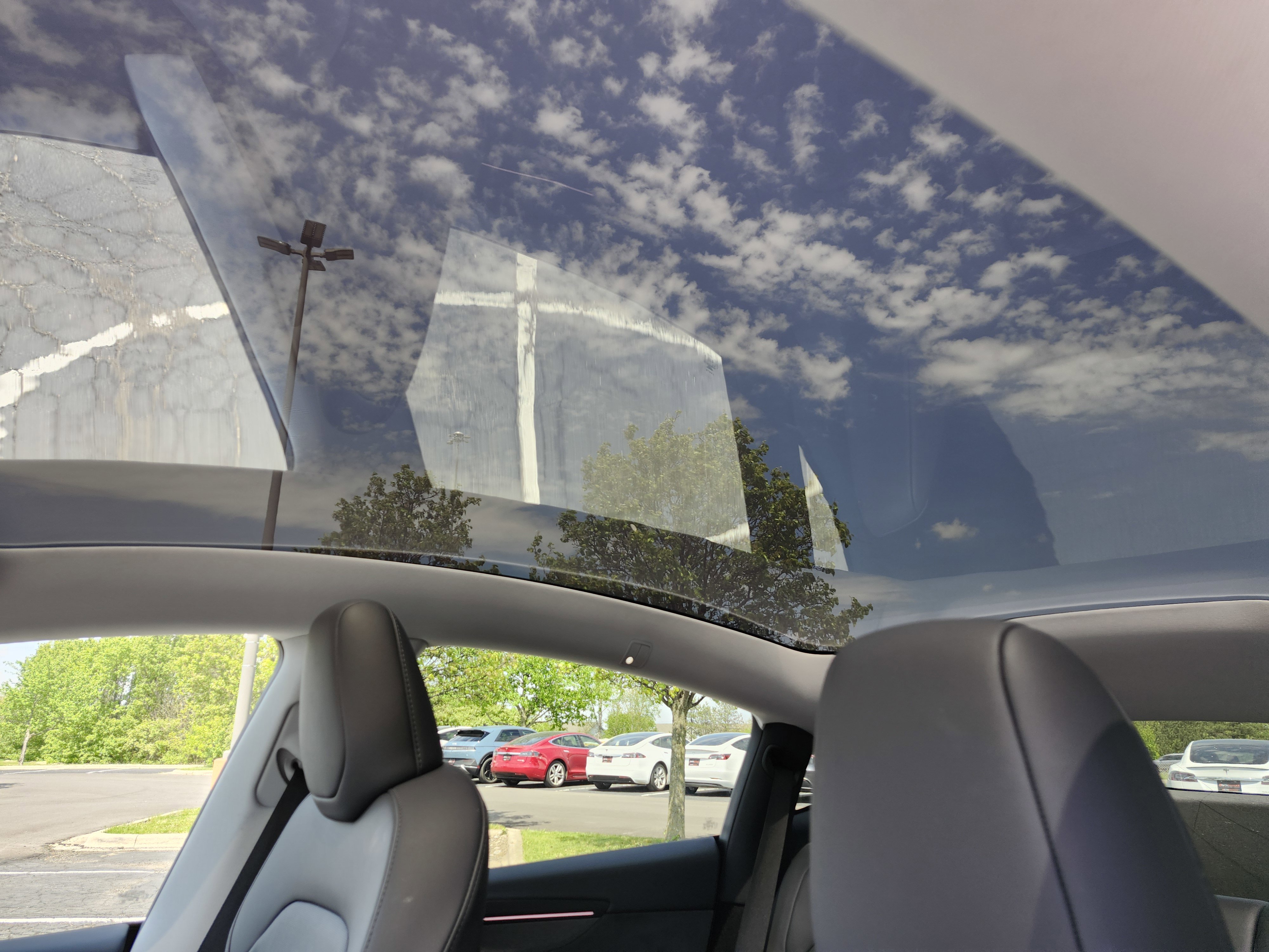 Used 2026 Tesla Model Y AWD image 2