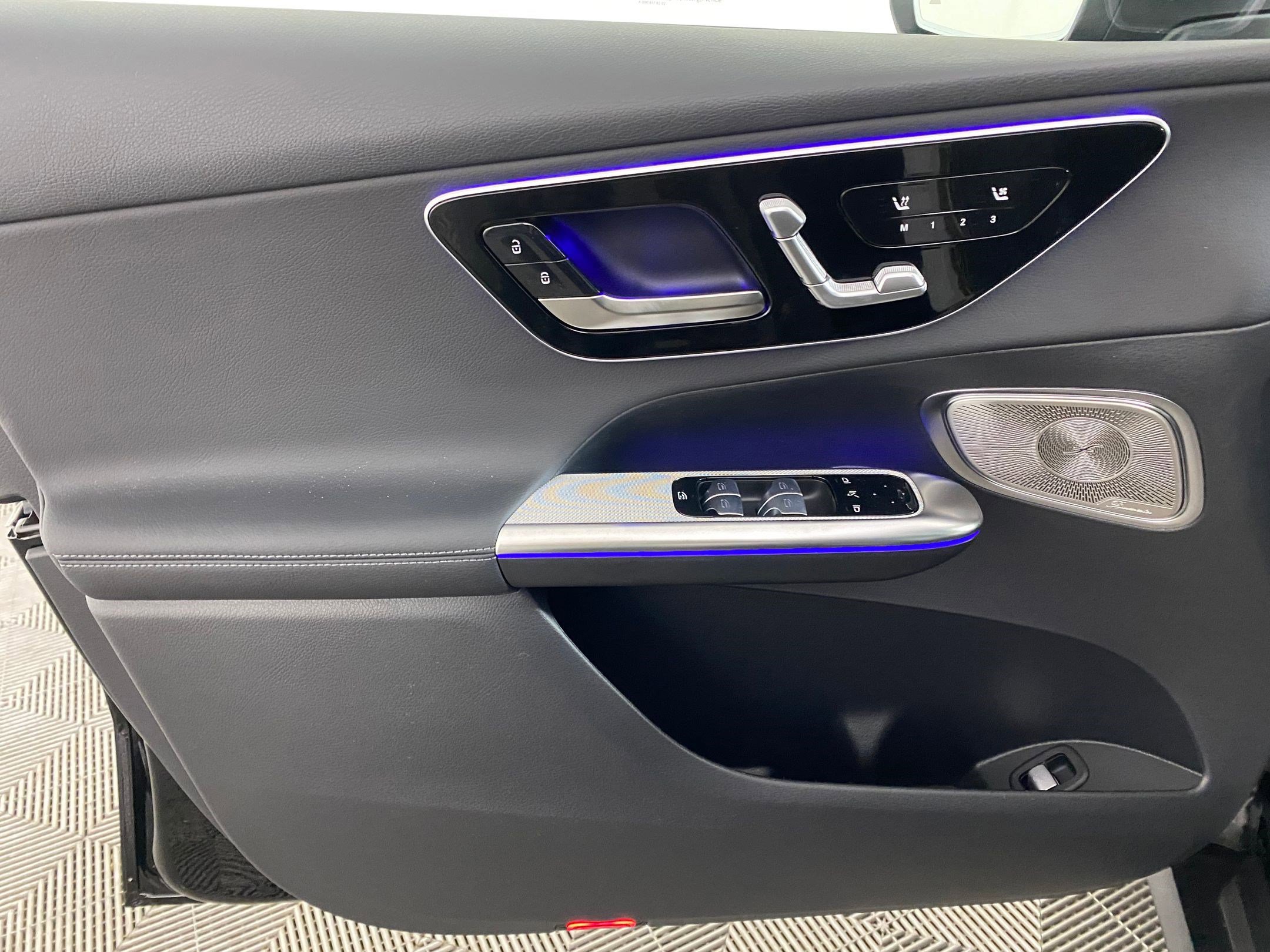 Used 2026 Mercedes-Benz GLC 300 4MATIC image 11