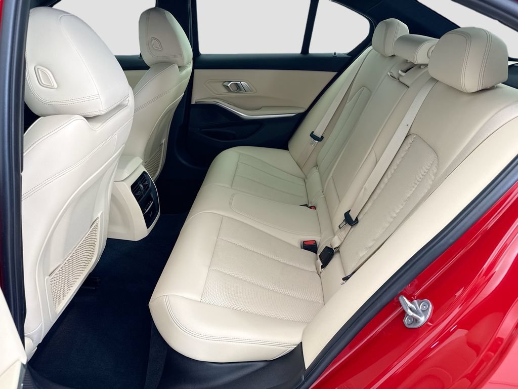 Used 2022 BMW 330i Sedan w/ Premium Package 2 RWD image 20