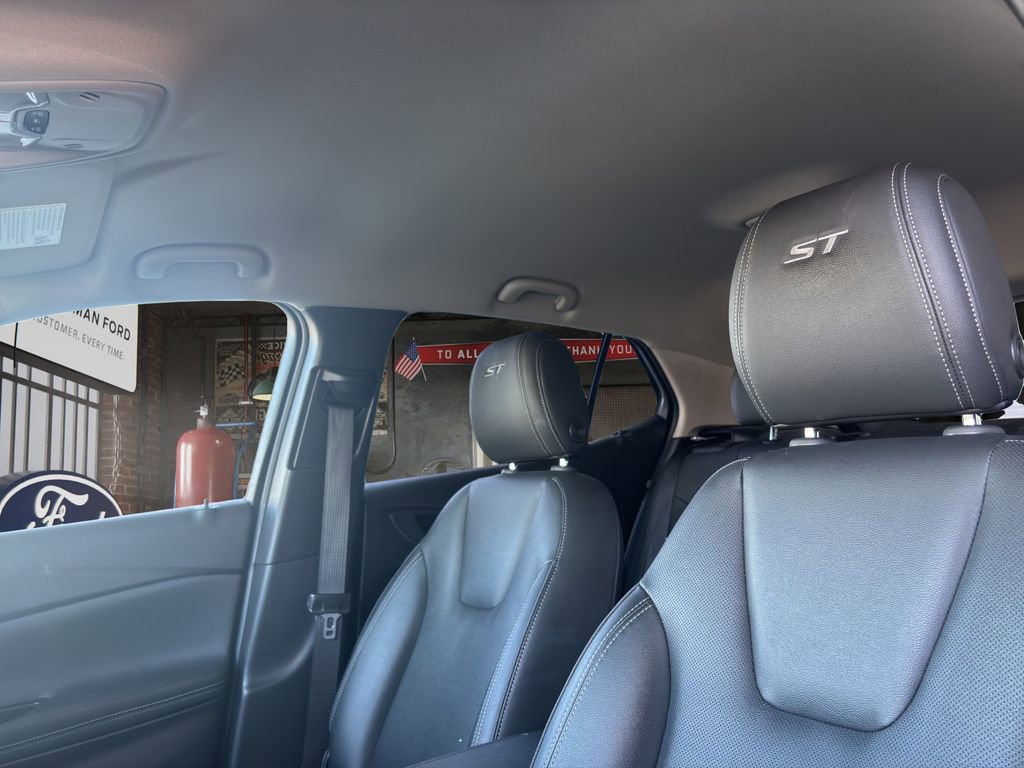 Used 2024 Buick Encore GX Sport Touring w/ Comfort Package image 16