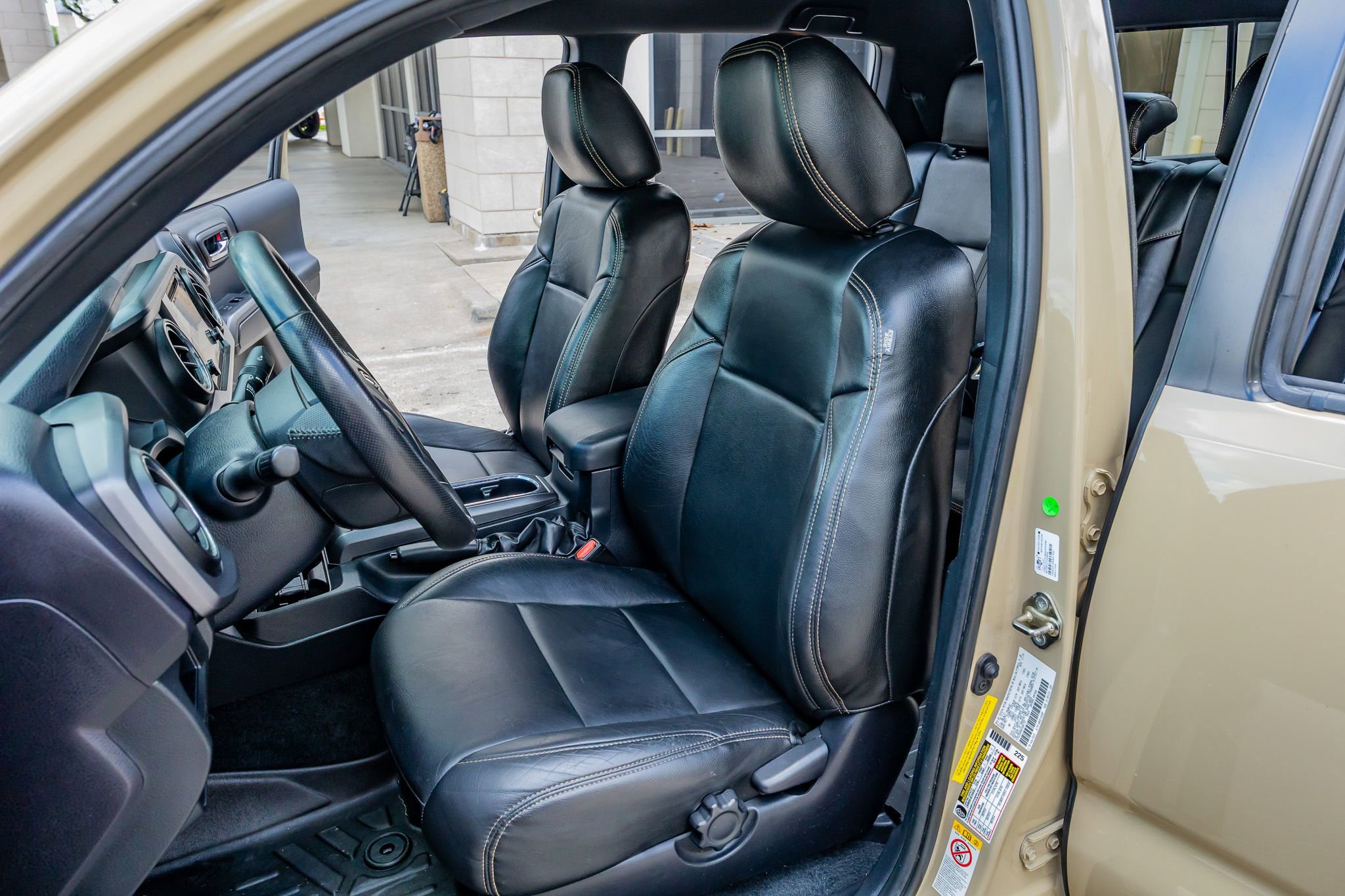 Used 2019 Toyota Tacoma TRD Off-Road AWD/4WD image 31