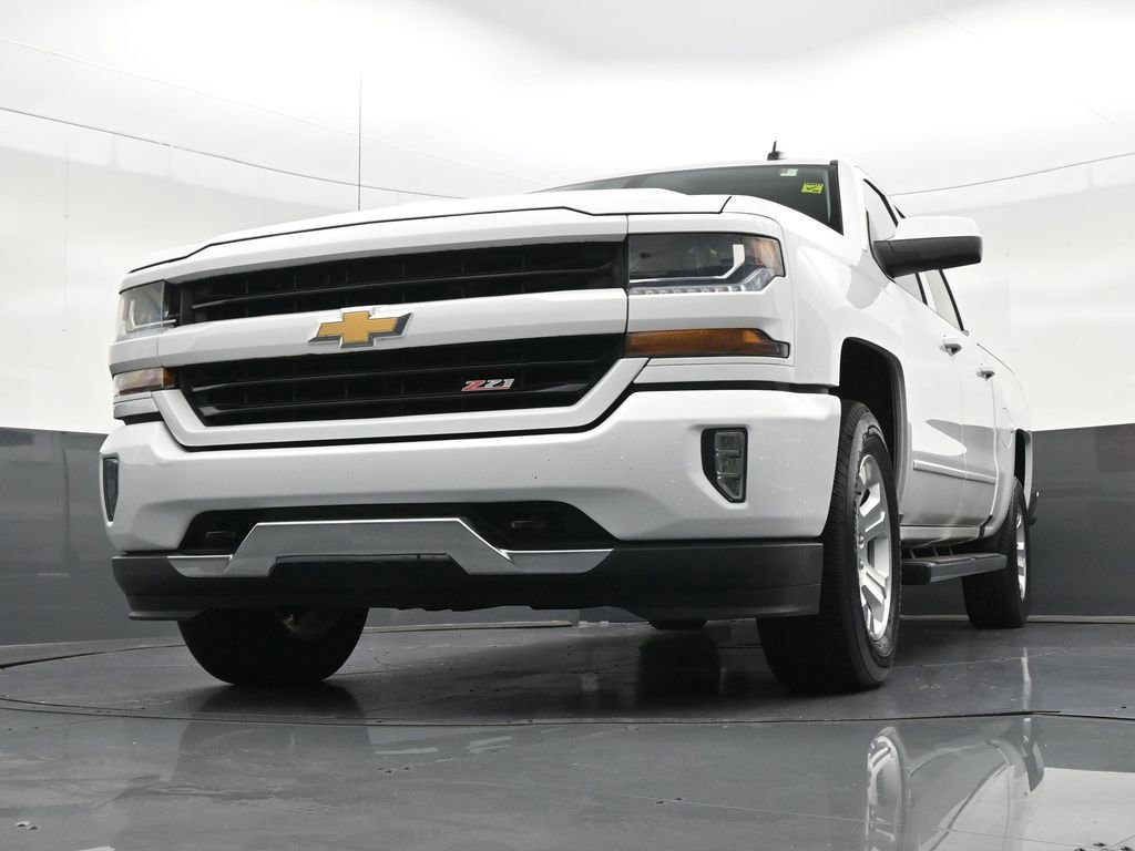 Used 2018 Chevrolet Silverado 1500 LT w/ All Star Edition image 30