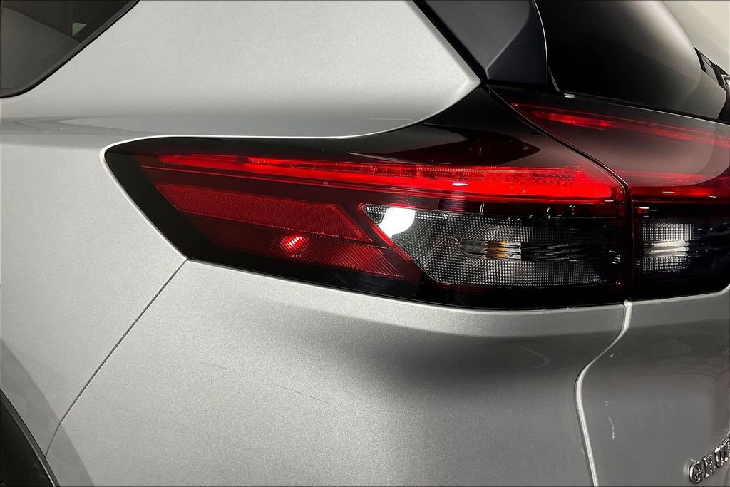 Certified 2023 Nissan Rogue SV image 39