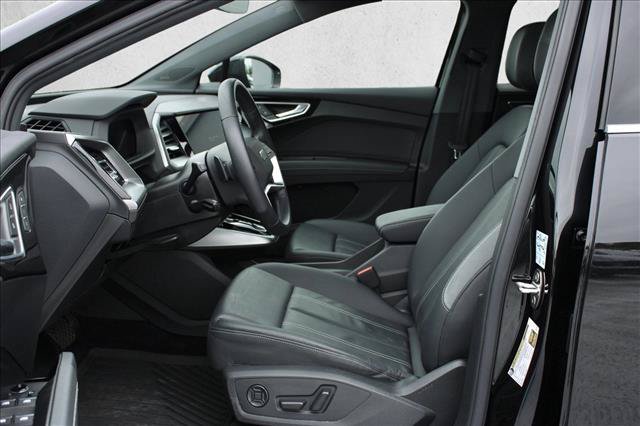 Used 2023 Audi Q4 e-tron Premium Plus w/ Premium Plus RWD image 13