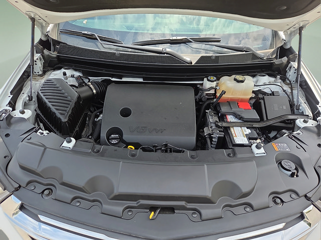 Used 2023 Chevrolet Traverse LT AWD/4WD image 10