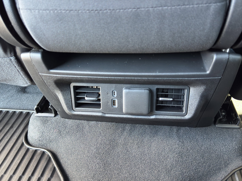 New 2026 GMC Sierra 1500 Elevation image 17