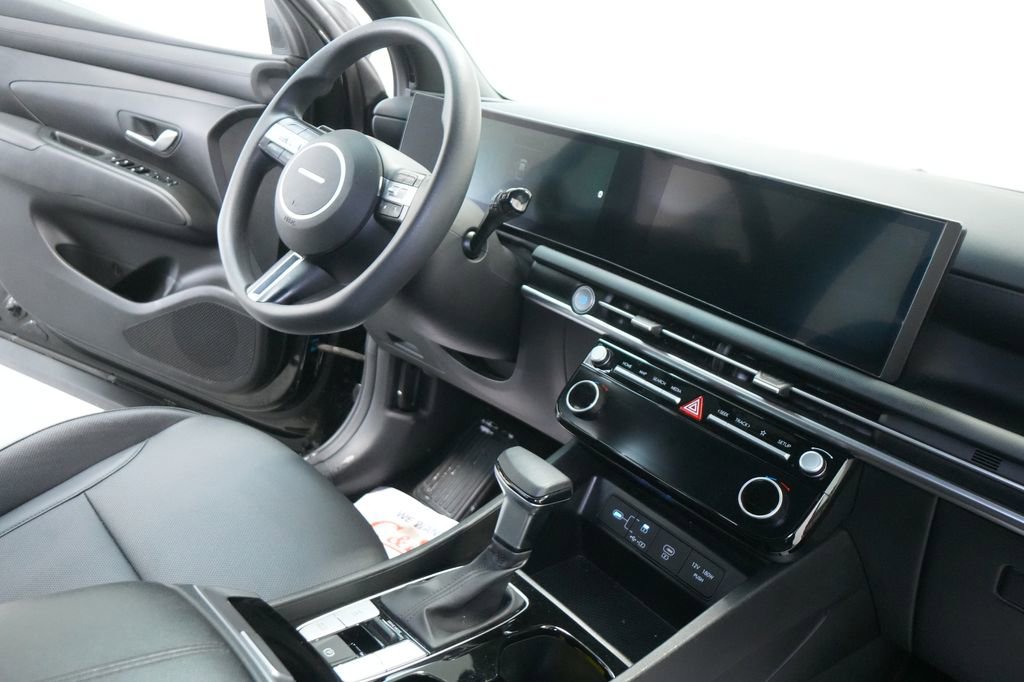 Used 2025 Hyundai Santa Cruz SEL image 24