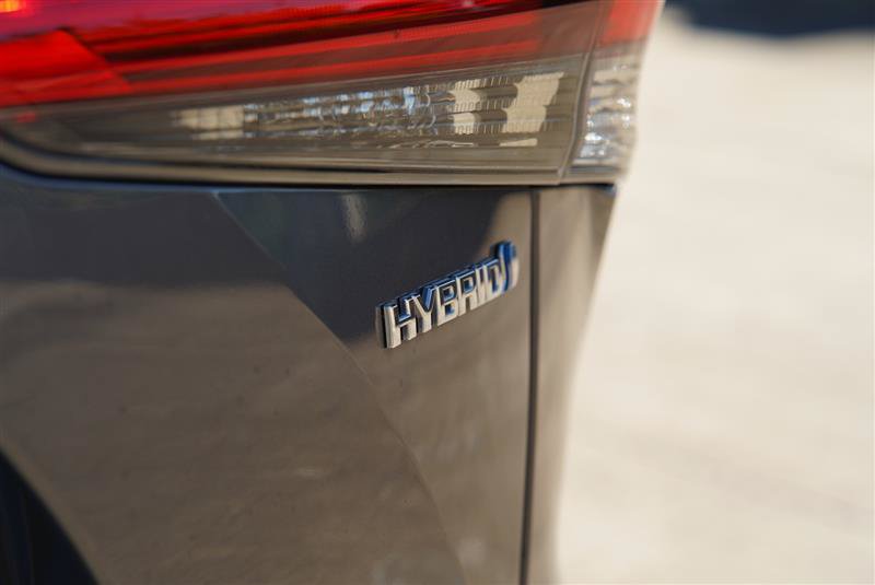 Used 2020 Toyota Highlander XLE AWD/4WD image 40
