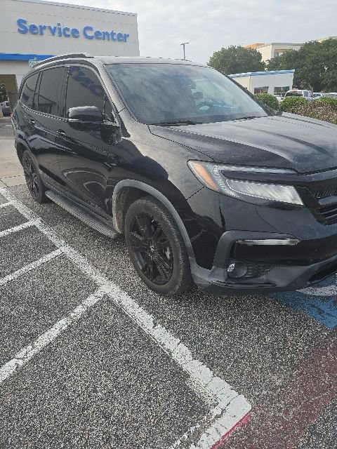 Used 2020 Honda Pilot Black Edition image 3