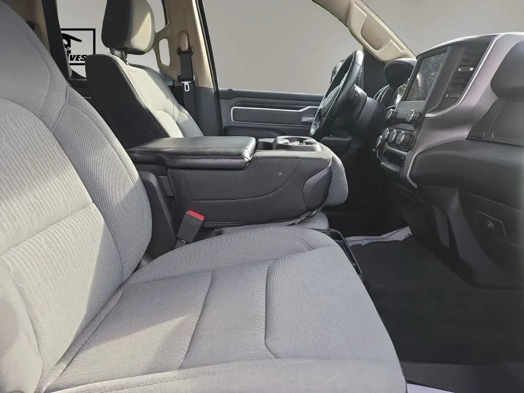 Used 2020 RAM 1500 Big Horn AWD/4WD image 11