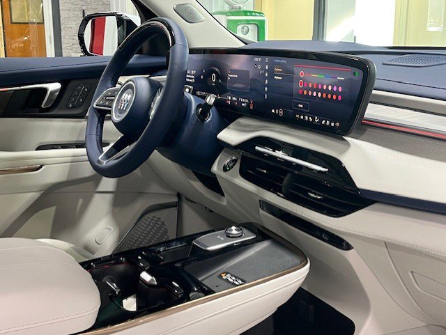New 2026 Buick Enclave Avenir w/ Super Cruise Package image 10