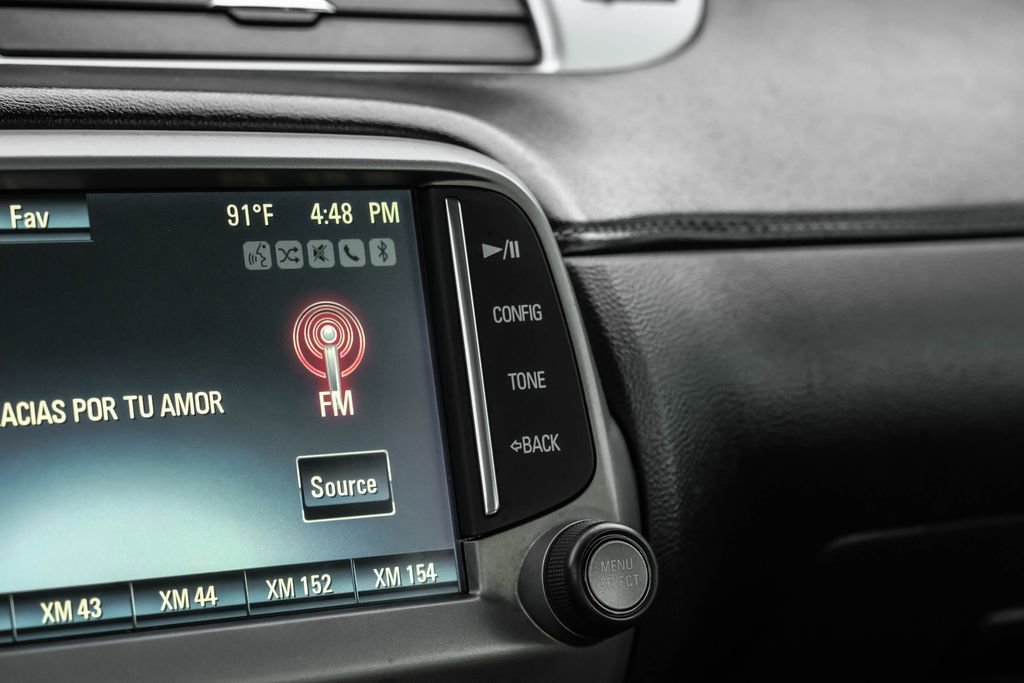 Used 2014 Chevrolet Camaro SS image 25